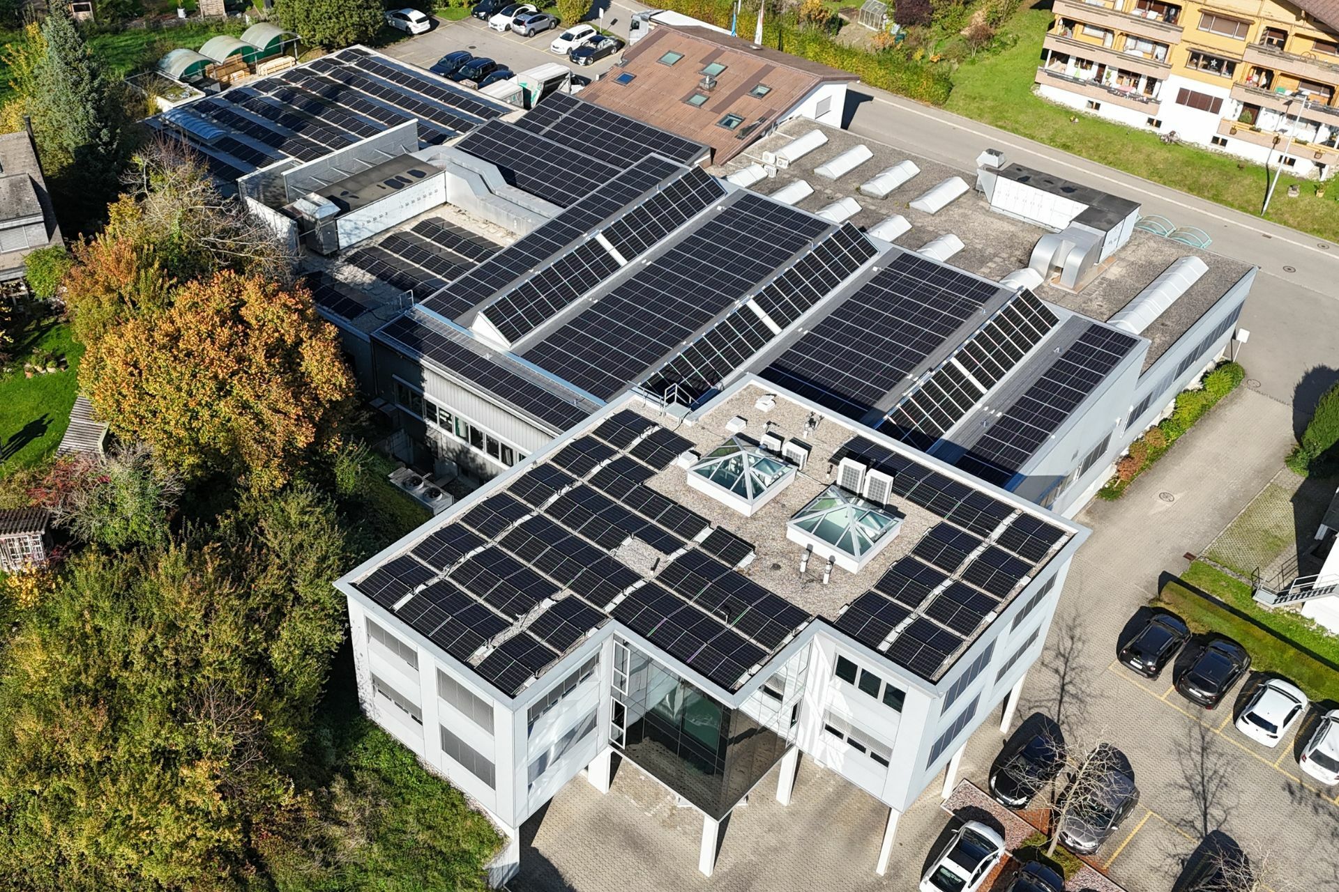 Solarkraftwerk
mit 1061m2 Fläche