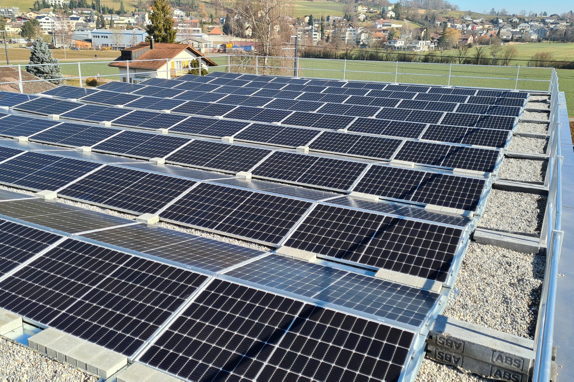 119-kWp-PV-Anlage 
für Gewerbebetrieb